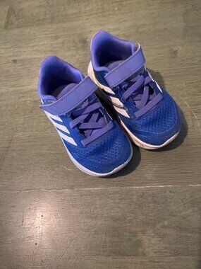 Adidas Kids Blue Running Shoes With Neon Accents Size 5K Velcro Strap Lightweigh